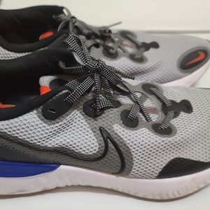 Mens Size 13- Nike Renew Preowned